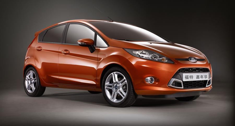  Ford Fiesta Zetec S 2009 года  (фото 11 из 38)